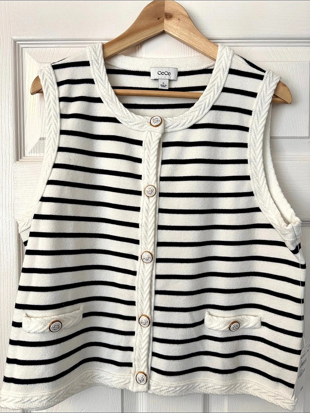 CeCe Stripe Crewneck Sweater Vest White & Black XL